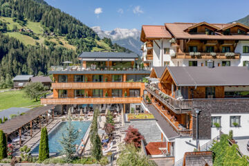 WEISSES LAMM - ALPINES BALANCE HOTEL See