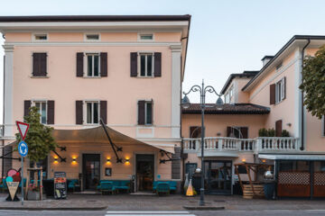 ALBERGO CAFFE' CENTRALE Mezzocorona (TN)